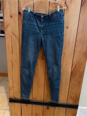 Divided Dark Blue Skinny Jeans